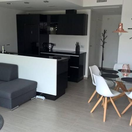 Sun Terrace Apartment Τορεβιέχα Εξωτερικό φωτογραφία