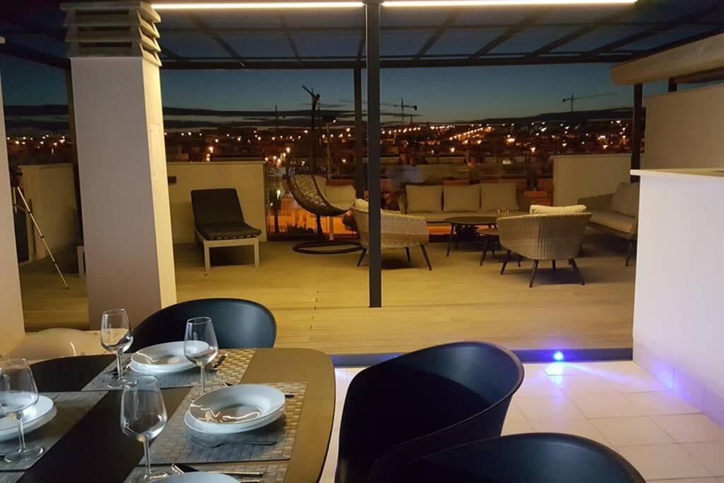 Sun Terrace Apartment Τορεβιέχα Εξωτερικό φωτογραφία