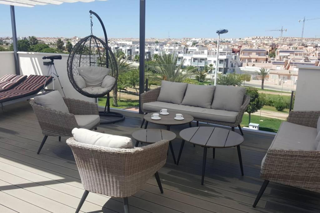 Sun Terrace Apartment Τορεβιέχα Εξωτερικό φωτογραφία