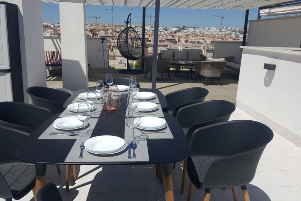 Sun Terrace Apartment Τορεβιέχα Εξωτερικό φωτογραφία