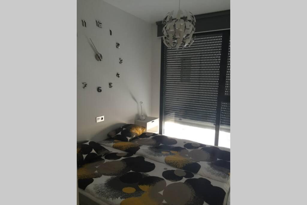 Sun Terrace Apartment Τορεβιέχα Εξωτερικό φωτογραφία